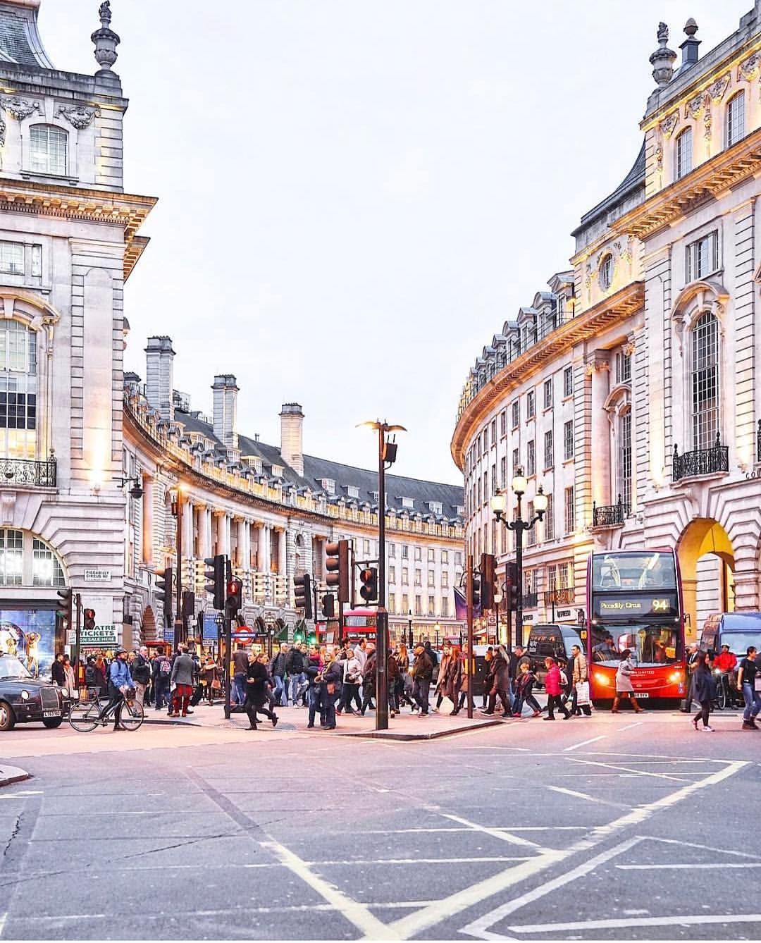 Shopping a oxford street, regent street e Hamleys