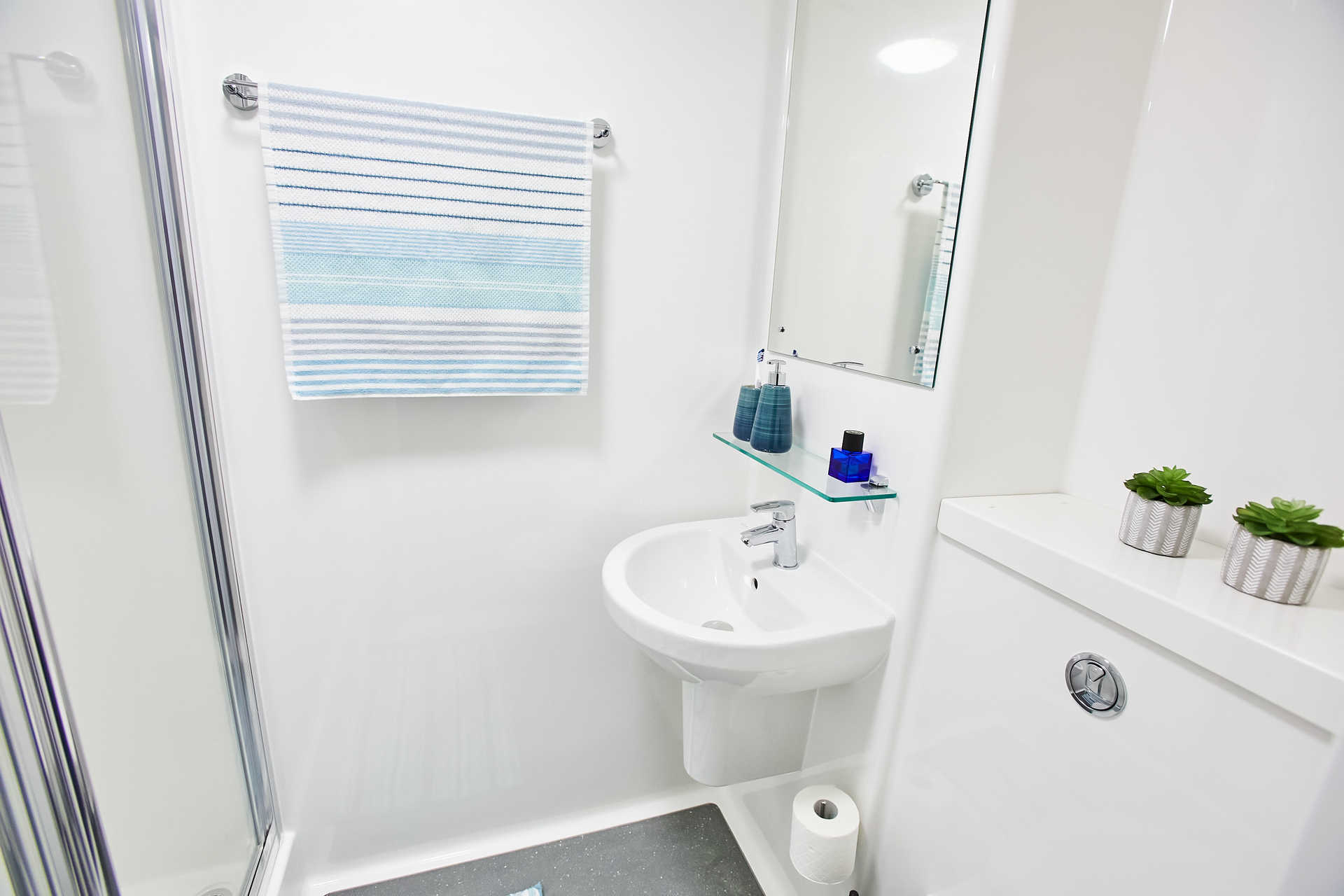 Archway Bathroom